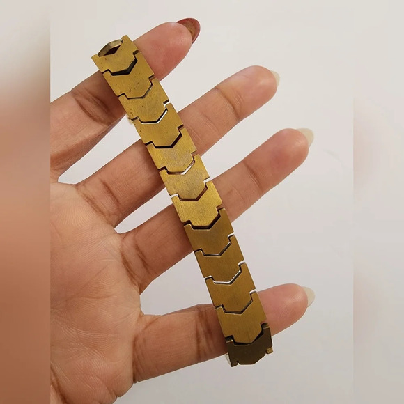 Gold-Tone Linked Vintage Y2K Bracelet - Picture 4 of 6